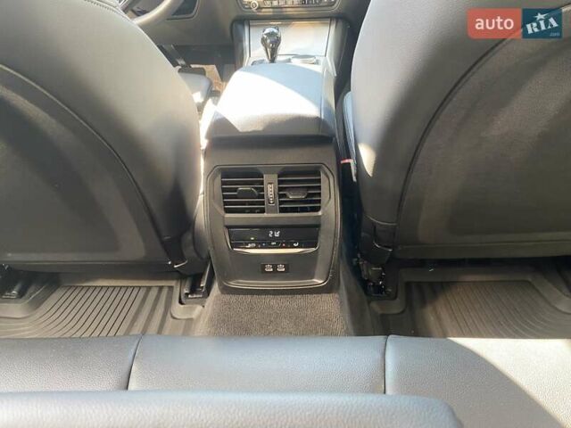 Черный БМВ 3 Серия, объемом двигателя 2 л и пробегом 131 тыс. км за 25700 $, фото 13 на Automoto.ua