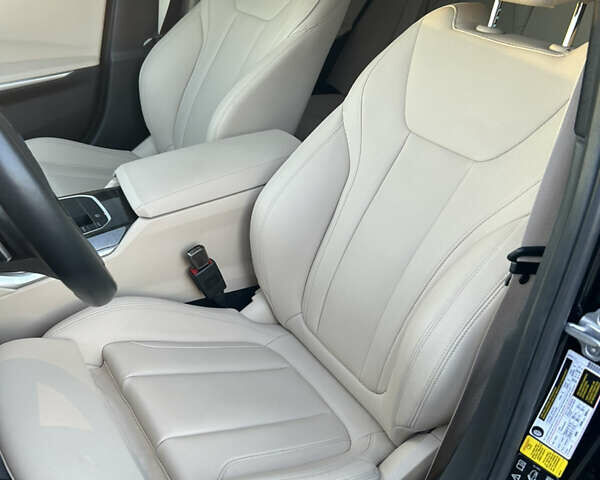 БМВ 3 Серия 2020 в Одессе на Automoto.ua Черный БМВ 3 Серия, объемом двигателя 2 л и пробегом 50 тыс. км за 30500 $, фото 7 на Automoto.ua