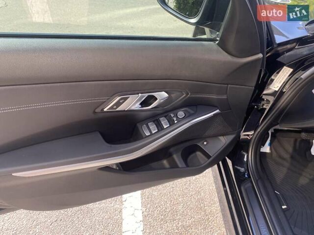 Черный БМВ 3 Серия, объемом двигателя 2 л и пробегом 131 тыс. км за 25700 $, фото 8 на Automoto.ua