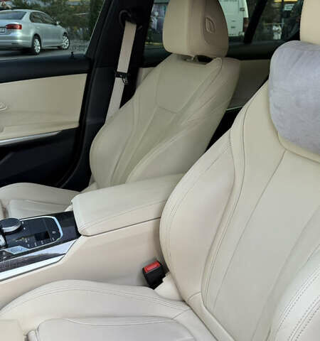 Чорний БМВ 3 Серія, об'ємом двигуна 2 л та пробігом 96 тис. км за 31600 $, фото 6 на Automoto.ua
