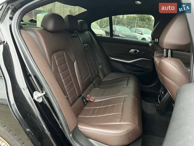 Черный БМВ 3 Серия, объемом двигателя 3 л и пробегом 81 тыс. км за 40490 $, фото 10 на Automoto.ua