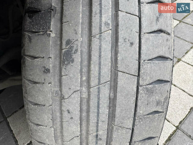 Чорний БМВ 3 Серія, об'ємом двигуна 2 л та пробігом 166 тис. км за 28900 $, фото 59 на Automoto.ua