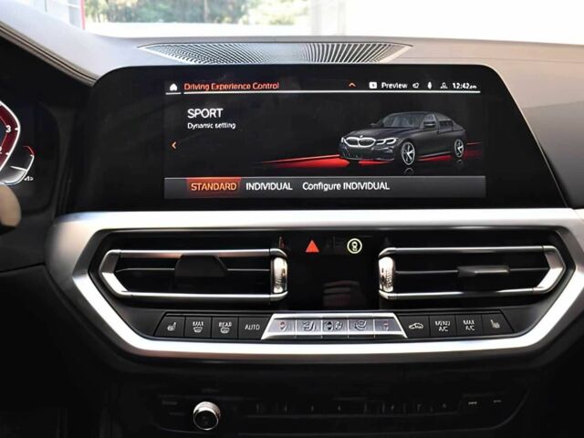 Чорний БМВ 3 Серія, об'ємом двигуна 2 л та пробігом 39 тис. км за 13500 $, фото 12 на Automoto.ua