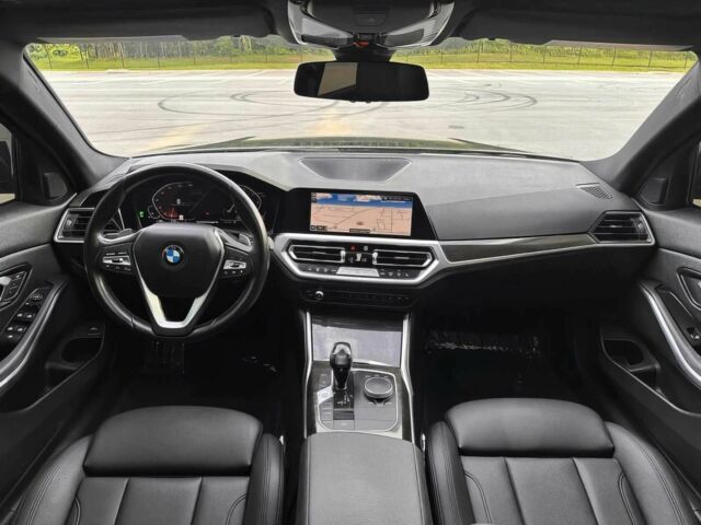 Чорний БМВ 3 Серія, об'ємом двигуна 2 л та пробігом 34 тис. км за 9600 $, фото 12 на Automoto.ua