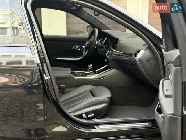 Черный БМВ 3 Серия, объемом двигателя 2 л и пробегом 38 тыс. км за 32500 $, фото 10 на Automoto.ua