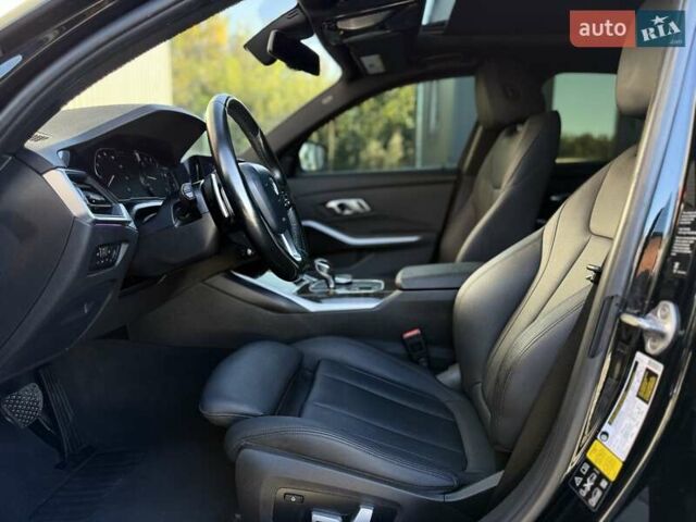 БМВ 3 Серия 2021 в Львове на Automoto.ua Черный БМВ 3 Серия, объемом двигателя 2 л и пробегом 79 тыс. км за 26900 $, фото 44 на Automoto.ua