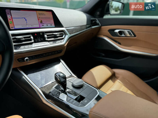 Черный БМВ 3 Серия, объемом двигателя 2 л и пробегом 51 тыс. км за 37500 $, фото 4 на Automoto.ua