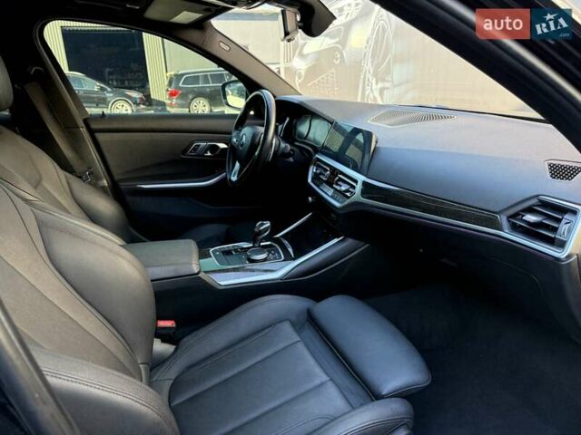 БМВ 3 Серия 2021 в Львове на Automoto.ua Черный БМВ 3 Серия, объемом двигателя 2 л и пробегом 79 тыс. км за 26900 $, фото 102 на Automoto.ua