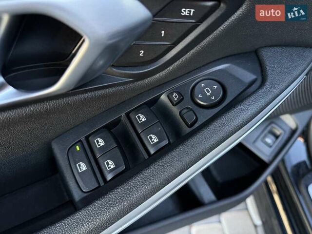 БМВ 3 Серия 2021 в Львове на Automoto.ua Черный БМВ 3 Серия, объемом двигателя 2 л и пробегом 79 тыс. км за 26900 $, фото 36 на Automoto.ua