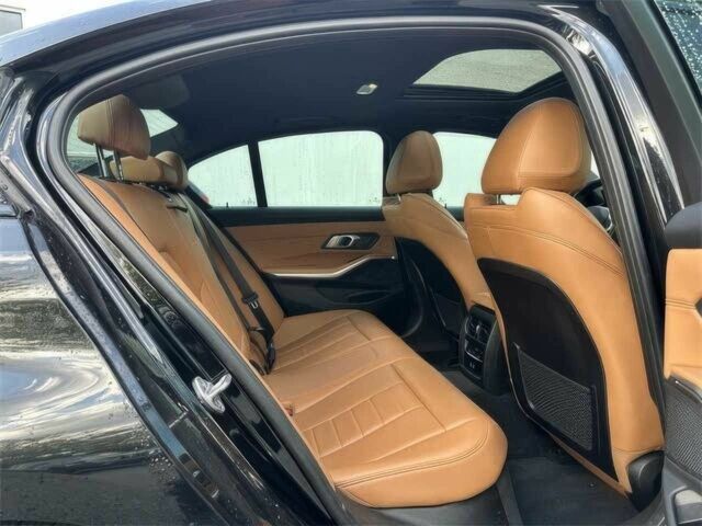 Черный БМВ 3 Серия, объемом двигателя 3 л и пробегом 17 тыс. км за 15500 $, фото 10 на Automoto.ua