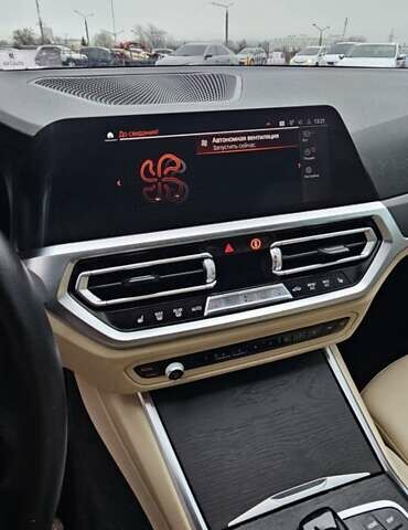 Чорний БМВ 3 Серія, об'ємом двигуна 2 л та пробігом 41 тис. км за 28999 $, фото 56 на Automoto.ua