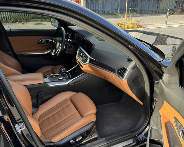 БМВ 3 Серія 2021 у Івано-Франківську на Automoto.ua Чорний БМВ 3 Серія, об'ємом двигуна 2 л та пробігом 59 тис. км за 25999 $, фото 11 на Automoto.ua