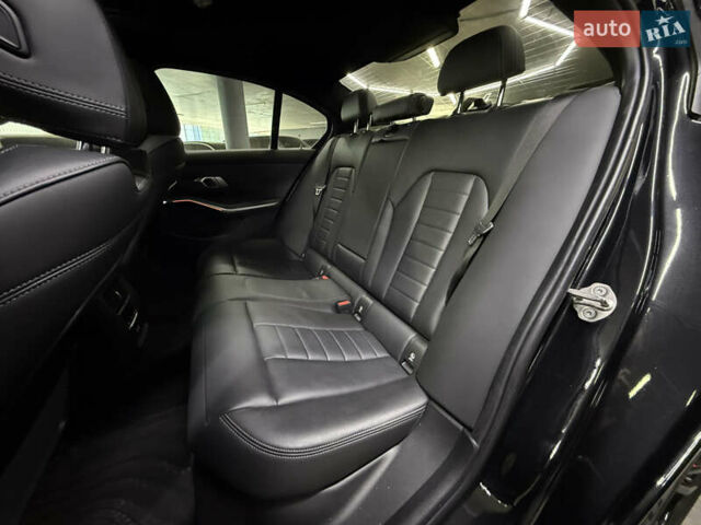 БМВ 3 Серія 2021 у Одесі на Automoto.ua Чорний БМВ 3 Серія, об'ємом двигуна 3 л та пробігом 53 тис. км за 41900 $, фото 20 на Automoto.ua