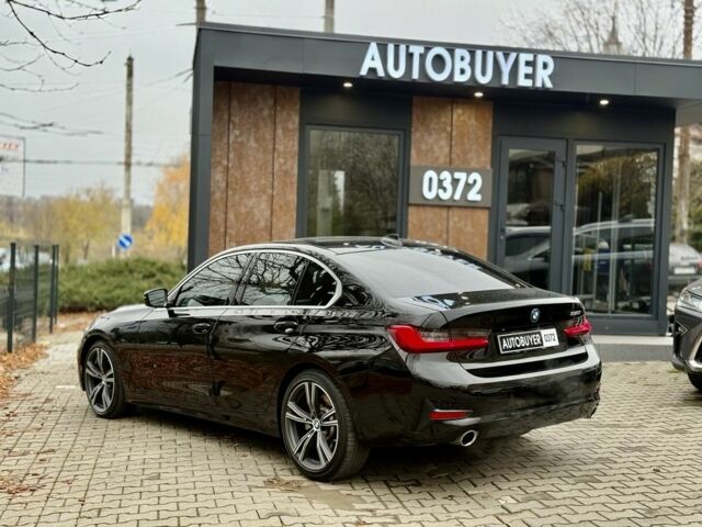 Черный БМВ 3 Серия, объемом двигателя 2 л и пробегом 54 тыс. км за 28499 $, фото 4 на Automoto.ua