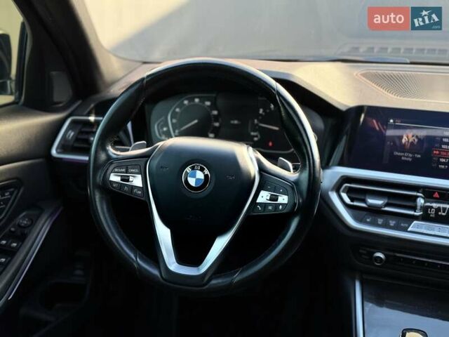 БМВ 3 Серия 2021 в Львове на Automoto.ua Черный БМВ 3 Серия, объемом двигателя 2 л и пробегом 79 тыс. км за 26900 $, фото 87 на Automoto.ua