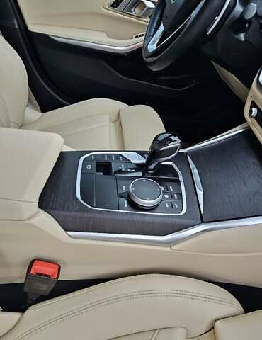 Чорний БМВ 3 Серія, об'ємом двигуна 2 л та пробігом 41 тис. км за 28999 $, фото 41 на Automoto.ua