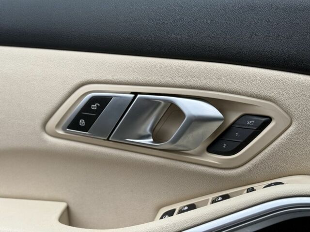 Черный БМВ 3 Серия, объемом двигателя 2 л и пробегом 62 тыс. км за 28000 $, фото 21 на Automoto.ua