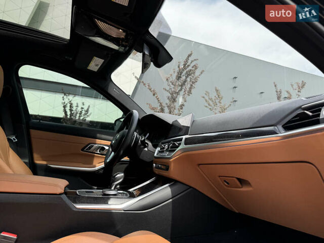 Черный БМВ 3 Серия, объемом двигателя 2 л и пробегом 51 тыс. км за 37500 $, фото 7 на Automoto.ua