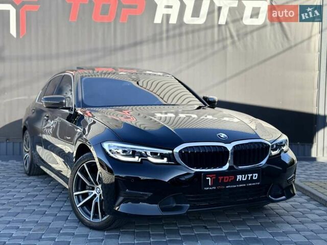 БМВ 3 Серия 2021 в Львове на Automoto.ua Черный БМВ 3 Серия, объемом двигателя 2 л и пробегом 79 тыс. км за 26900 $, фото 18 на Automoto.ua