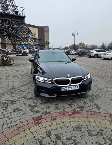 Чорний БМВ 3 Серія, об'ємом двигуна 2 л та пробігом 41 тис. км за 28999 $, фото 30 на Automoto.ua