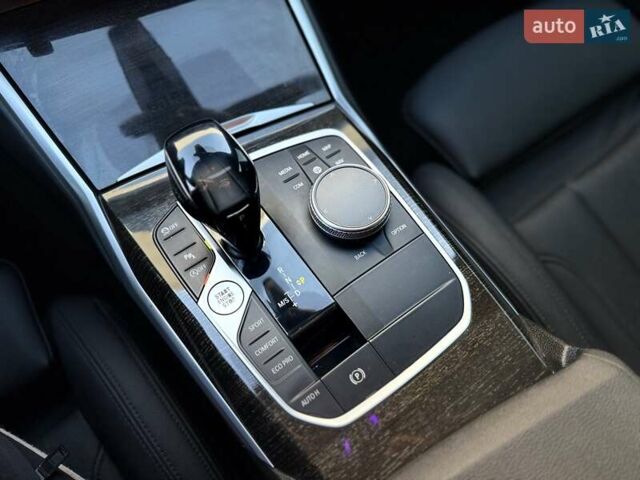 БМВ 3 Серия 2021 в Львове на Automoto.ua Черный БМВ 3 Серия, объемом двигателя 2 л и пробегом 79 тыс. км за 26900 $, фото 55 на Automoto.ua