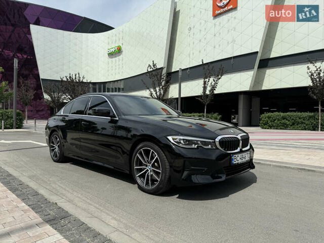 Черный БМВ 3 Серия, объемом двигателя 2 л и пробегом 51 тыс. км за 37500 $, фото 1 на Automoto.ua