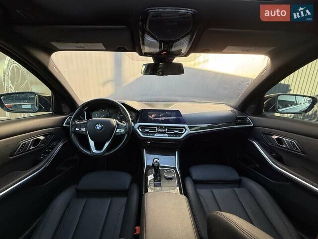 БМВ 3 Серия 2021 в Львове на Automoto.ua Черный БМВ 3 Серия, объемом двигателя 2 л и пробегом 79 тыс. км за 26900 $, фото 111 на Automoto.ua