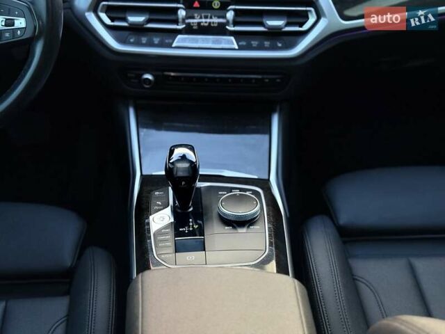 БМВ 3 Серия 2021 в Львове на Automoto.ua Черный БМВ 3 Серия, объемом двигателя 2 л и пробегом 79 тыс. км за 26900 $, фото 89 на Automoto.ua