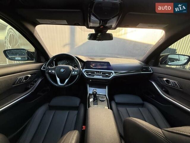 БМВ 3 Серия 2021 в Львове на Automoto.ua Черный БМВ 3 Серия, объемом двигателя 2 л и пробегом 79 тыс. км за 26900 $, фото 110 на Automoto.ua