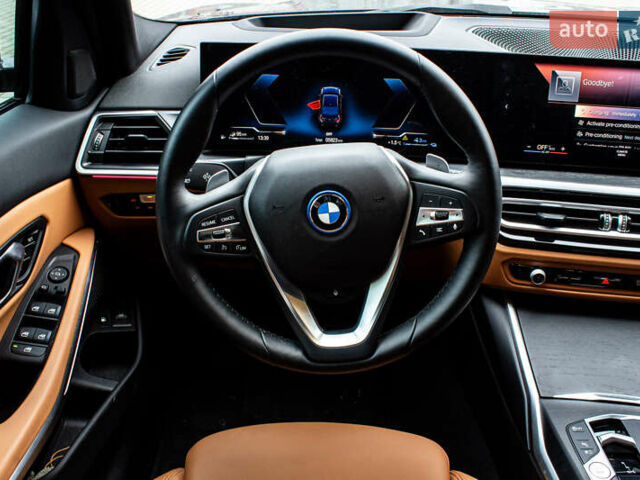 Черный БМВ 3 Серия, объемом двигателя 2 л и пробегом 6 тыс. км за 37800 $, фото 36 на Automoto.ua