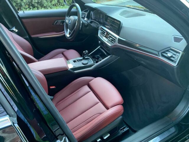 БМВ 3 Серія 2022 у Ужгороді на Automoto.ua Чорний БМВ 3 Серія, об'ємом двигуна 2 л та пробігом 30 тис. км за 20300 $, фото 9 на Automoto.ua