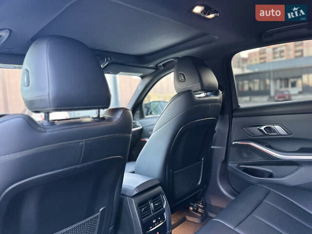 Чорний БМВ 3 Серія, об'ємом двигуна 3 л та пробігом 12 тис. км за 49000 $, фото 34 на Automoto.ua