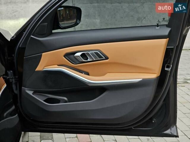 Черный БМВ 3 Серия, объемом двигателя 2 л и пробегом 34 тыс. км за 37999 $, фото 57 на Automoto.ua
