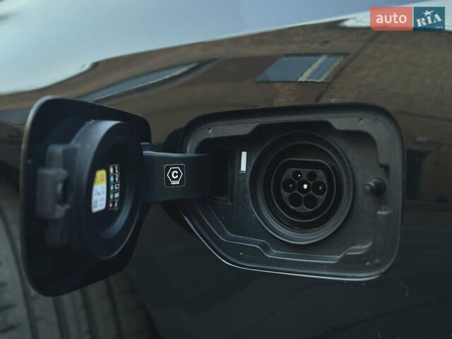 Чорний БМВ 3 Серія, об'ємом двигуна 2 л та пробігом 34 тис. км за 39500 $, фото 19 на Automoto.ua