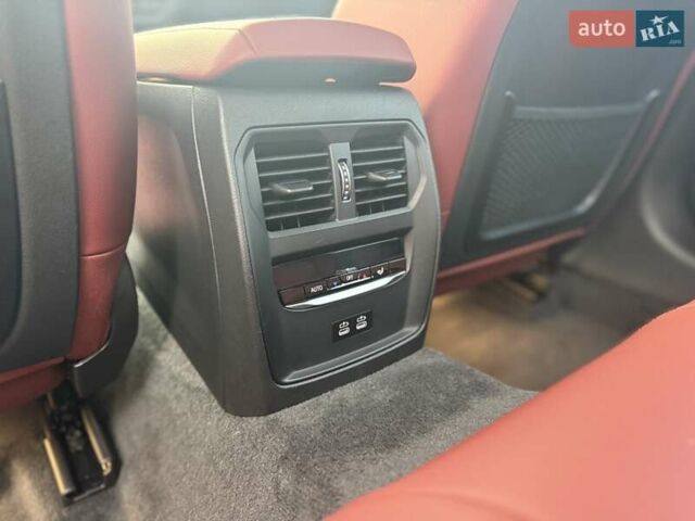 БМВ 3 Серия 2022 в Киеве на Automoto.ua Черный БМВ 3 Серия, объемом двигателя 0 л и пробегом 52 тыс. км за 36000 $, фото 10 на Automoto.ua