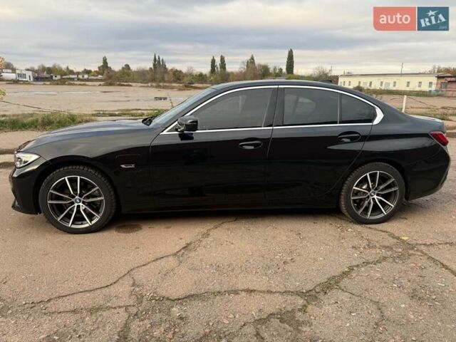 БМВ 3 Серия 2022 в Киеве на Automoto.ua Черный БМВ 3 Серия, объемом двигателя 0 л и пробегом 52 тыс. км за 36000 $, фото 6 на Automoto.ua