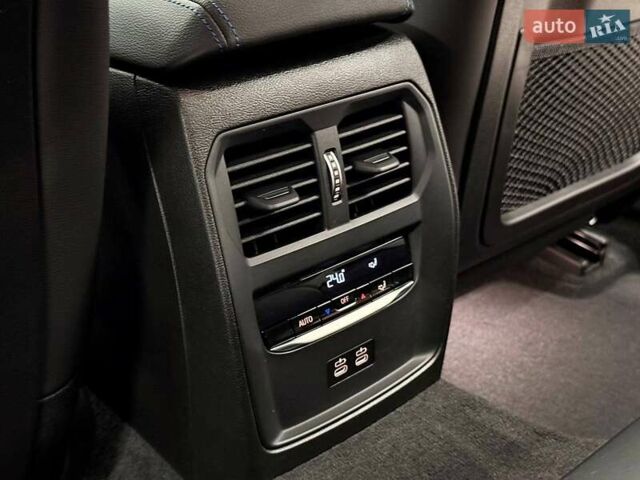 Черный БМВ 3 Серия, объемом двигателя 2 л и пробегом 12 тыс. км за 49999 $, фото 48 на Automoto.ua