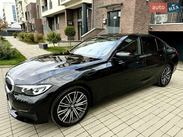 Черный БМВ 3 Серия, объемом двигателя 2 л и пробегом 17 тыс. км за 39500 $, фото 10 на Automoto.ua