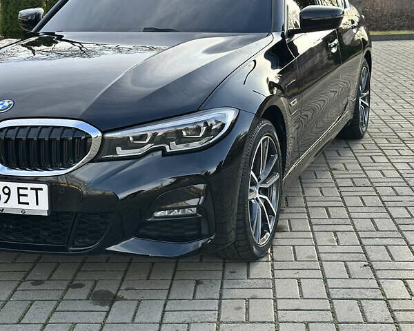 Черный БМВ 3 Серия, объемом двигателя 2 л и пробегом 52 тыс. км за 38000 $, фото 3 на Automoto.ua