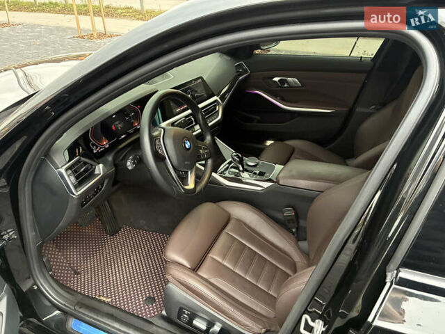 Чорний БМВ 3 Серія, об'ємом двигуна 2 л та пробігом 28 тис. км за 39500 $, фото 38 на Automoto.ua