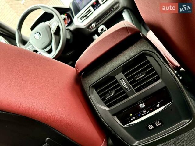 Черный БМВ 3 Серия, объемом двигателя 2 л и пробегом 17 тыс. км за 39500 $, фото 39 на Automoto.ua