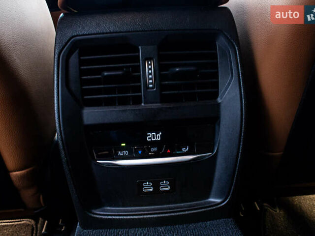 Черный БМВ 3 Серия, объемом двигателя 2 л и пробегом 6 тыс. км за 37800 $, фото 42 на Automoto.ua