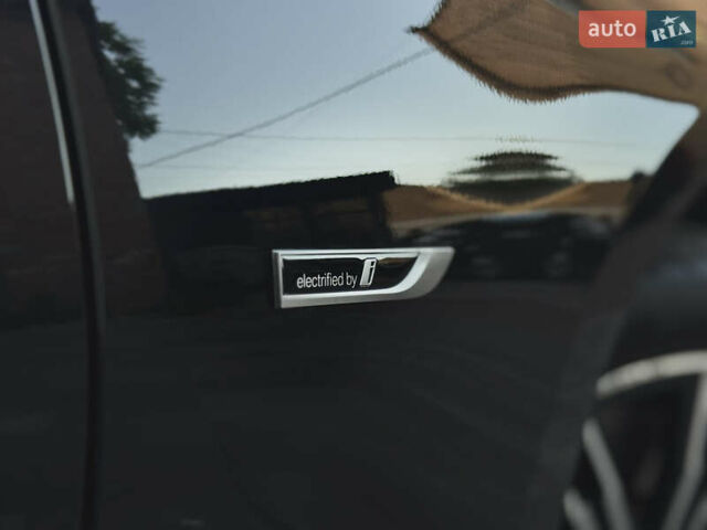 Чорний БМВ 3 Серія, об'ємом двигуна 2 л та пробігом 34 тис. км за 39500 $, фото 18 на Automoto.ua