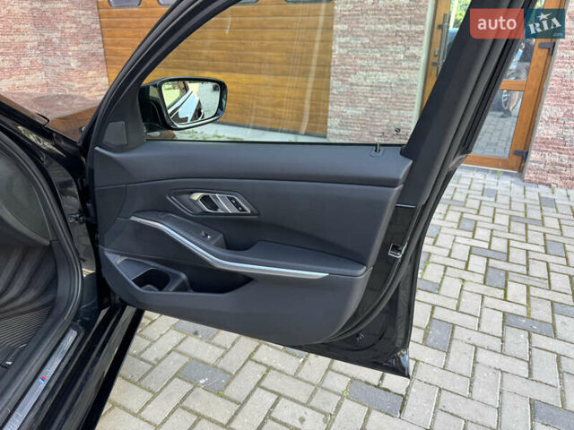 Черный БМВ 3 Серия, объемом двигателя 3 л и пробегом 14 тыс. км за 48000 $, фото 34 на Automoto.ua