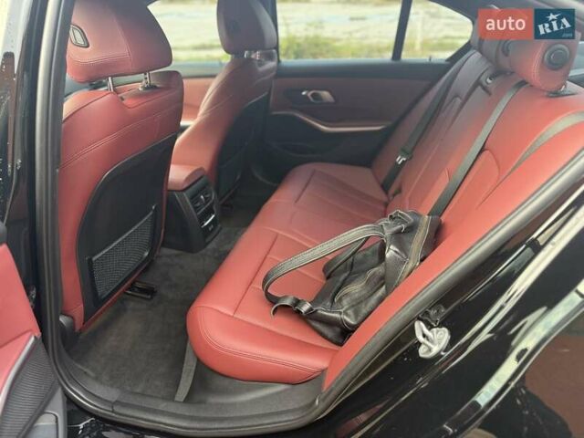 БМВ 3 Серия 2022 в Киеве на Automoto.ua Черный БМВ 3 Серия, объемом двигателя 0 л и пробегом 52 тыс. км за 36000 $, фото 9 на Automoto.ua