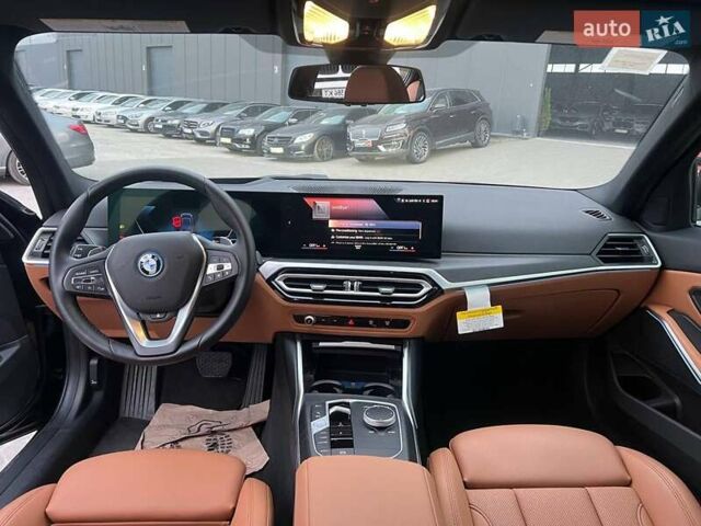 Чорний БМВ 3 Серія, об'ємом двигуна 2 л та пробігом 6 тис. км за 39190 $, фото 29 на Automoto.ua