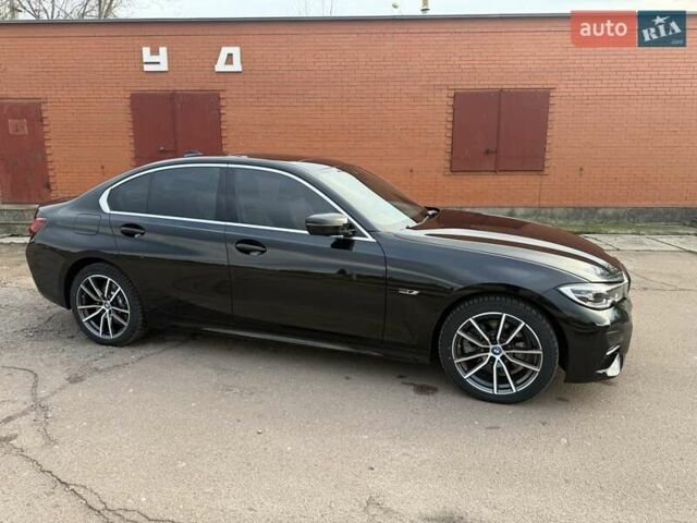 БМВ 3 Серия 2022 в Киеве на Automoto.ua Черный БМВ 3 Серия, объемом двигателя 0 л и пробегом 52 тыс. км за 36000 $, фото 2 на Automoto.ua