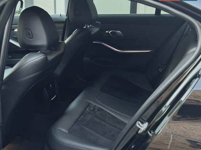 Чорний БМВ 3 Серія, об'ємом двигуна 2 л та пробігом 34 тис. км за 39500 $, фото 23 на Automoto.ua