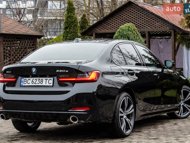 Черный БМВ 3 Серия, объемом двигателя 2 л и пробегом 6 тыс. км за 37800 $, фото 32 на Automoto.ua