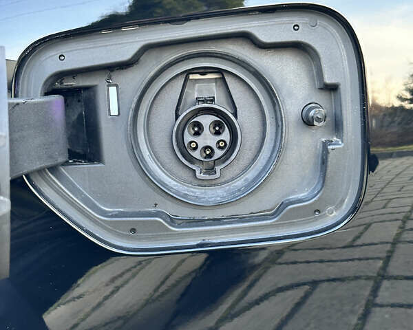 Черный БМВ 3 Серия, объемом двигателя 2 л и пробегом 52 тыс. км за 38000 $, фото 50 на Automoto.ua